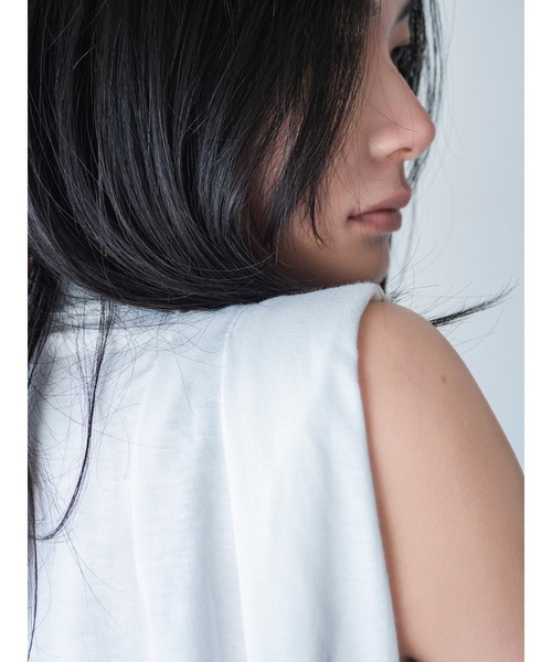 k3&co.（ケイスリーアンドコー）の「TUCK TEE（Tシャツ/カットソー・レディース・ブラック/グレー/ホワイト・ONE SIZE）」の5枚目の写真