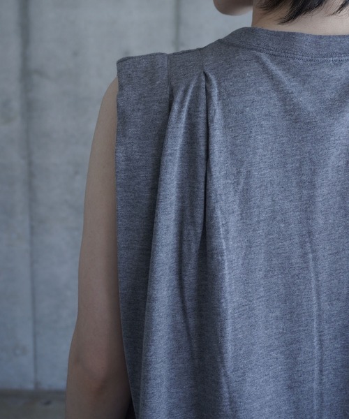 k3&co.（ケイスリーアンドコー）の「TUCK TEE（Tシャツ/カットソー・レディース・ブラック/グレー/ホワイト・ONE SIZE）」の18枚目の写真