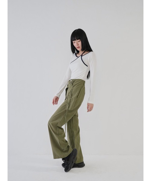 Uenui(ウニュイ)の「【 cunii 】レイヤード ポケット パンツ(その他パンツ・レディース・カーキ/ブラック/チャコールグレー・M)」の13枚目の写真