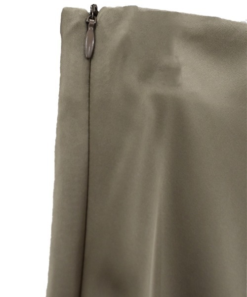 Reurie'(レウリィ)の「セミフレアサテンスカート(ayaka select) / ロング丈 Aライン きれいめ レディライク シンプル ベーシック オフィスカジュアル(スカート・レディース・ベージュ/ブラック・FREE)」の14枚目の写真