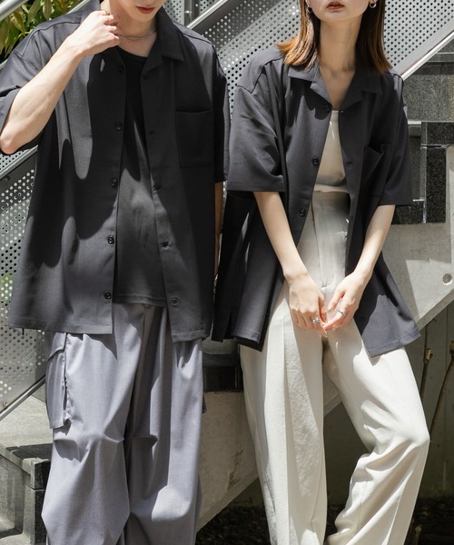 SENSE OF PLACE by URBAN RESEARCH（センスオブプレイスバイアーバンリサーチ）の「『ユニセックス』オープンカラールーズショートスリーブシャツ（シャツ/ブラウス・メンズ・チャコールグレー/ライトベージュ/ブラック/ブラウン・SMALL/MEDIUM/LARGE）」の18枚目の写真
