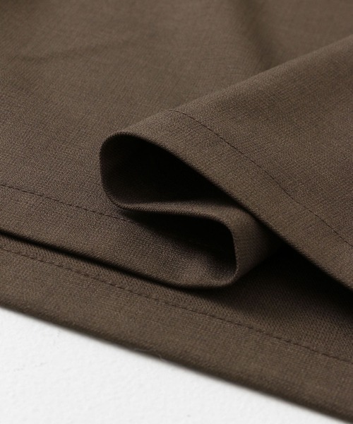 SENSE OF PLACE by URBAN RESEARCH（センスオブプレイスバイアーバンリサーチ）の「『ユニセックス』オープンカラールーズショートスリーブシャツ（シャツ/ブラウス・メンズ・チャコールグレー/ライトベージュ/ブラック/ブラウン・SMALL/MEDIUM/LARGE）」の9枚目の写真