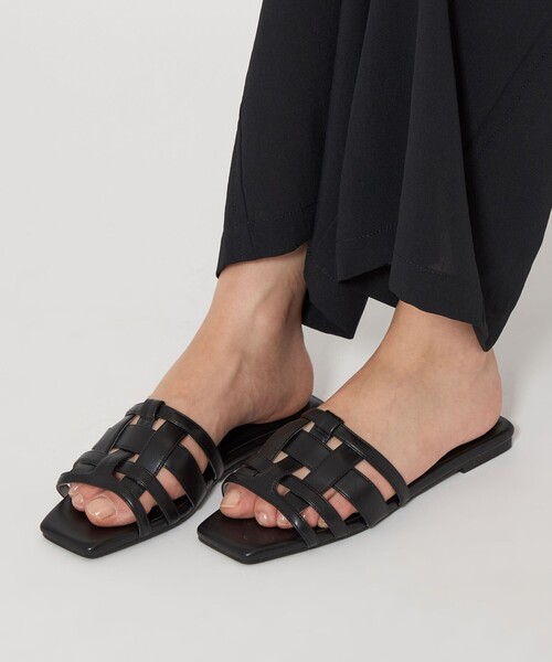 green label relaxing（グリーンレーベルリラクシング）の「イントレフラット サンダル（サンダル・レディース・ダークブラウン/ブラウン/ブラック・XL/L/M/S）」の21枚目の写真