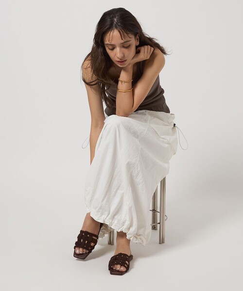 green label relaxing（グリーンレーベルリラクシング）の「イントレフラット サンダル（サンダル・レディース・ダークブラウン/ブラウン/ブラック・XL/L/M/S）」の16枚目の写真