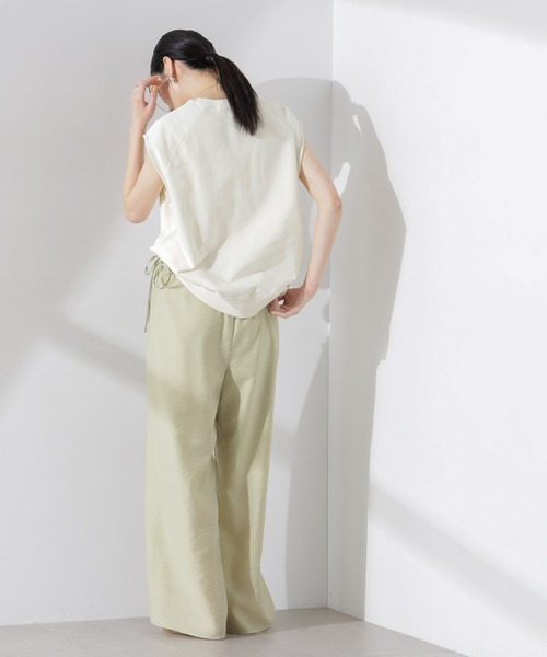 NANO universe（ナノユニバース）の「ノースリーブスウェットトップス（Tシャツ/カットソー・レディース・アイボリー/ブラック/グレー・FREE）」の17枚目の写真