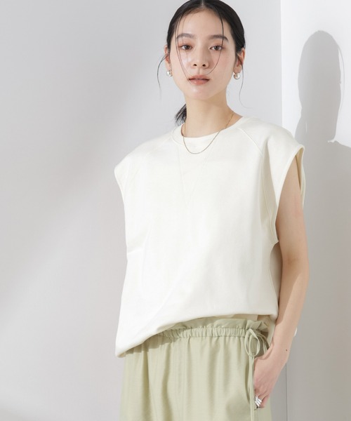 NANO universe（ナノユニバース）の「ノースリーブスウェットトップス（Tシャツ/カットソー・レディース・アイボリー/ブラック/グレー・FREE）」の11枚目の写真