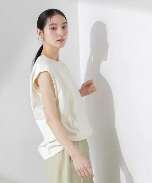 NANO universe（ナノユニバース）の「ノースリーブスウェットトップス（Tシャツ/カットソー・レディース・アイボリー/ブラック/グレー・FREE）」の13枚目の写真