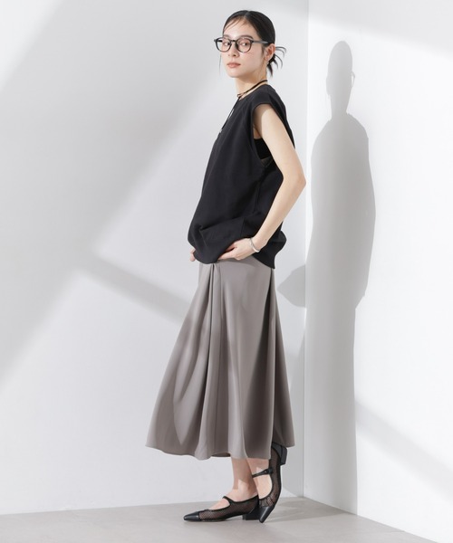 NANO universe（ナノユニバース）の「ノースリーブスウェットトップス（Tシャツ/カットソー・レディース・アイボリー/ブラック/グレー・FREE）」の22枚目の写真