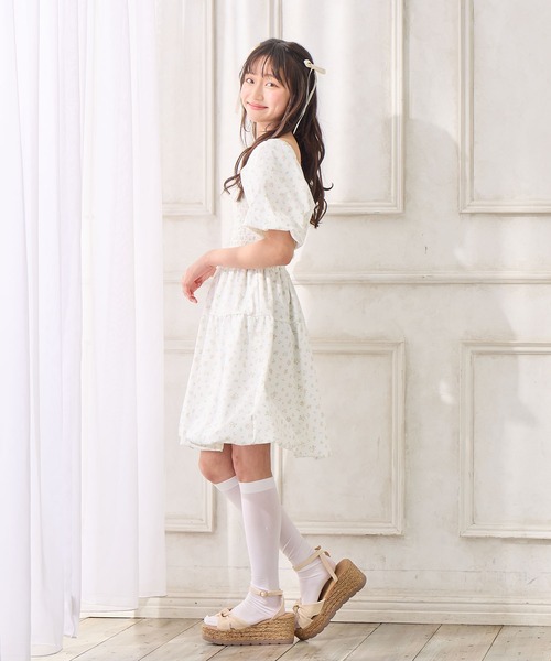 Amourire girl(アムリールガール)の「小花柄エステルツイルワンピース(ワンピース・キッズ・ピンク/サックスブルー・160cm/150cm/140cm/130cm)」の16枚目の写真