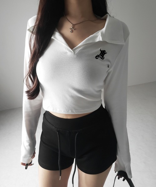 me+em select(ミームセレクト)の「【 2color 】M LOGO スキッパーショートTシャツ / M LOGO skipper neck short T-shirt(Tシャツ/カットソー・レディース・ブラック/ホワイト・FREE)」の9枚目の写真