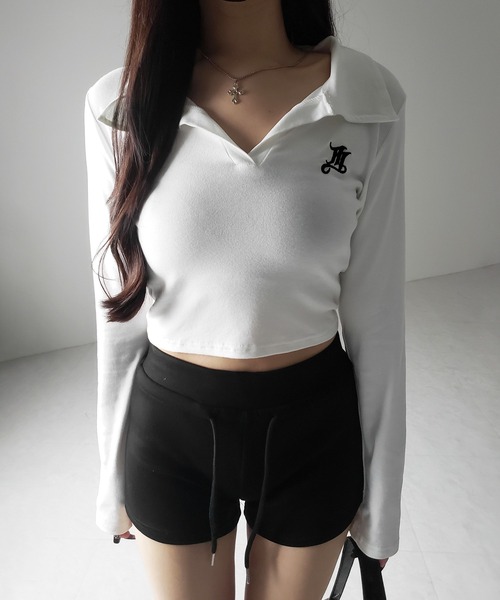 me+em select(ミームセレクト)の「【 2color 】M LOGO スキッパーショートTシャツ / M LOGO skipper neck short T-shirt(Tシャツ/カットソー・レディース・ブラック/ホワイト・FREE)」の10枚目の写真