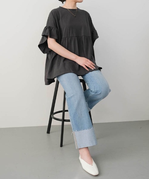 aquagarage(アクアガレージ)の「フリルギャザーカットソー レディース(Tシャツ/カットソー・レディース・ブラック/チャコール/コーラル/アイボリー・M)」の5枚目の写真