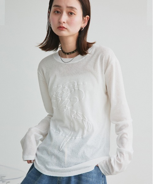ad thie(アドティエ)の「フラワーモチーフ 発泡プリント シアーカットソー(Tシャツ/カットソー・レディース・オフホワイト・FREE)」の6枚目の写真