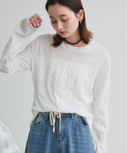 ad thie(アドティエ)の「フラワーモチーフ 発泡プリント シアーカットソー(Tシャツ/カットソー・レディース・オフホワイト・FREE)」の10枚目の写真