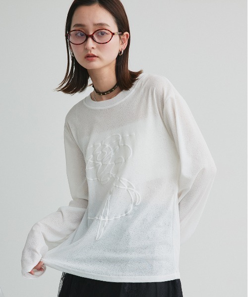 ad thie(アドティエ)の「フラワーモチーフ 発泡プリント シアーカットソー(Tシャツ/カットソー・レディース・オフホワイト・FREE)」の17枚目の写真
