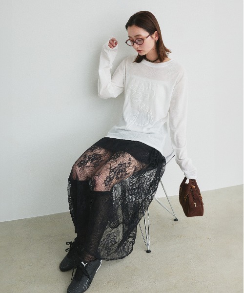 ad thie(アドティエ)の「フラワーモチーフ 発泡プリント シアーカットソー(Tシャツ/カットソー・レディース・オフホワイト・FREE)」の20枚目の写真