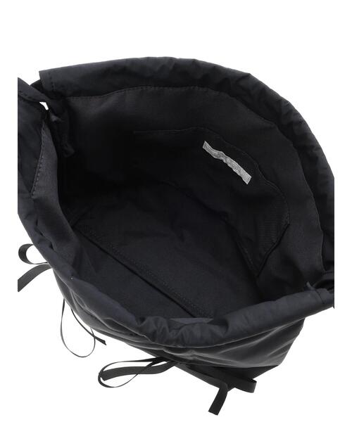 ehka sopo（エヘカソポ）の「リボンシャーリング巾着バッグ（ハンドバッグ・レディース・カーキ/ブラック/オフホワイト・F）」の4枚目の写真