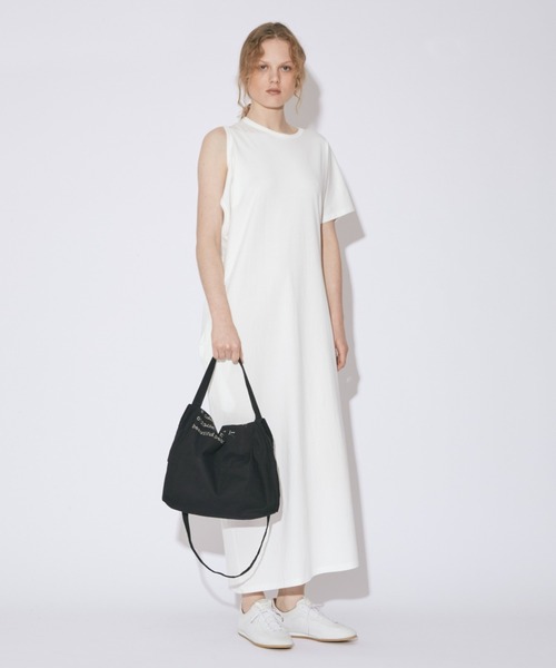 beautiful people(ビューティフルピープル)の「alphabet embroidery flap bag(トートバッグ・レディース・ブラック/ベージュ/ミント/グレー・FREE)」の5枚目の写真