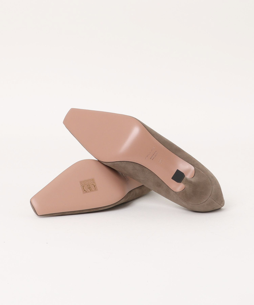 qualite(カリテ)の「【PELLICO】DAMAスクエアトゥパンプス(パンプス・レディース・グレイッシュベージュ・38/37)」の2枚目の写真