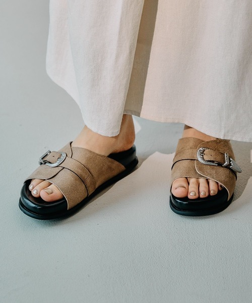 LEPSIM(レプシィム)の「ウェスタンスライドサンダル 494443(サンダル・レディース・サンドベージュ/ブラック・MEDIUM/LARGE)」の9枚目の写真