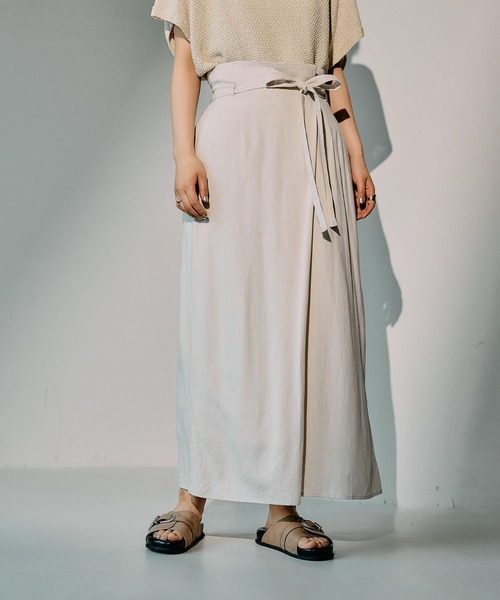 LEPSIM(レプシィム)の「ウェスタンスライドサンダル 494443(サンダル・レディース・サンドベージュ/ブラック・MEDIUM/LARGE)」の12枚目の写真