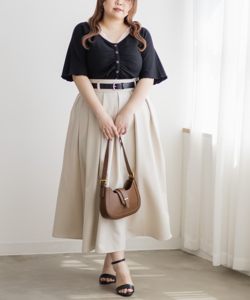 CLETTE(クレット)の「レースキャミレイヤード風シャーリングプルオーバー(Tシャツ/カットソー・レディース・ブラック/アイボリー/チャコールグレー・LL/4L/3L)」の7枚目の写真