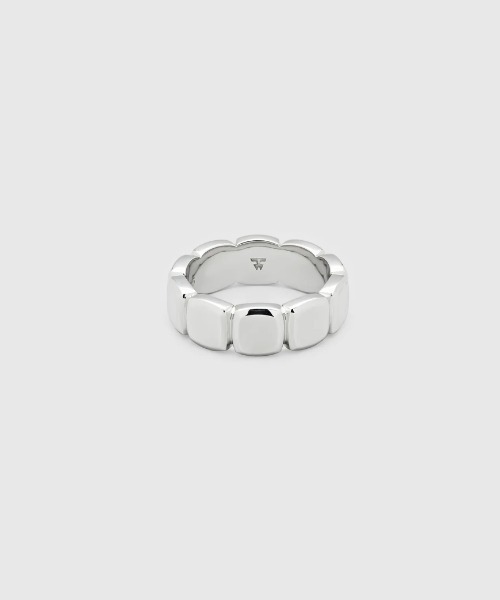 TOM WOOD（トムウッド）の「【TOMWOOD(トムウッド)】Cushion Band シルバーリング 指輪 ピンキー（リング・レディース・シルバー・48/50/52/54/56）」の9枚目の写真