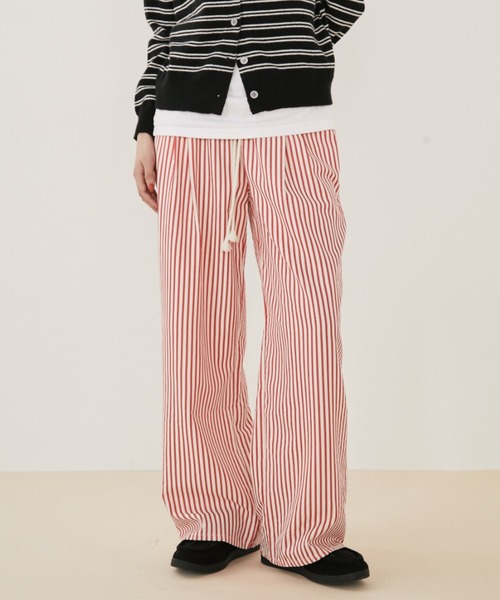 MERLOT（メルロー）の「【動画あり】シアサッカーストライプロングパンツ（その他パンツ・レディース・ネイビー/ブラック/レッド系その他/グリーン系その他/ブラウン系その他/ブラック系その他/レッド/ブラック系/ブルー系/イエロー系・FREE）」の10枚目の写真