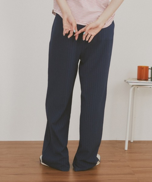 MERLOT（メルロー）の「【動画あり】シアサッカーストライプロングパンツ（その他パンツ・レディース・ネイビー/ブラック/レッド系その他/グリーン系その他/ブラウン系その他/ブラック系その他/レッド/ブラック系/ブルー系/イエロー系・FREE）」の18枚目の写真