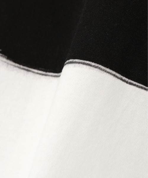 MHL.(エムエイチエル)の「LIGHT COTTON JERSEY TOP(Tシャツ/カットソー・メンズ・ブラック/ホワイト・LARGE/MEDIUM)」の8枚目の写真