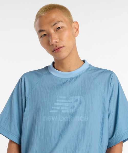 NEW BALANCE(ニューバランス)の「NB Grey ウーブン Tシャツ(Tシャツ/カットソー・メンズ・スカイブルー/ブラック・SMALL/XX-LARGE/X-LARGE/LARGE/MEDIUM)」の9枚目の写真