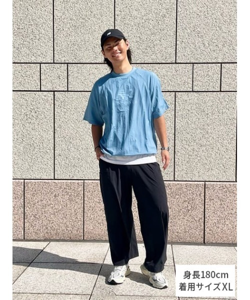 NEW BALANCE(ニューバランス)の「NB Grey ウーブン Tシャツ(Tシャツ/カットソー・メンズ・スカイブルー/ブラック・SMALL/XX-LARGE/X-LARGE/LARGE/MEDIUM)」の22枚目の写真