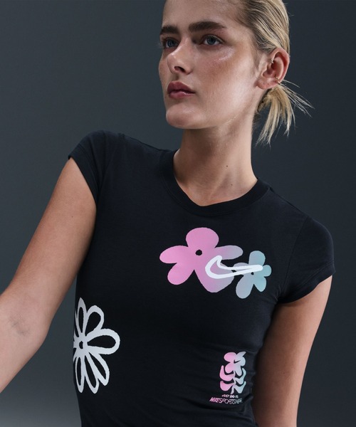 NIKE（ナイキ）の「NIKE AS  W NSW SS TEE BABY GRX SPD / ナイキ ウィメンズ NSW BABY GRX SPD S/S Tシャツ 【SP】（Tシャツ/カットソー・レディース・ブラック/ホワイト・L/M/S）」の4枚目の写真