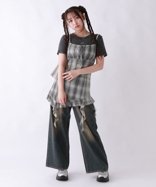 repipi armario（レピピ アルマリオ）の「チェックアシメキャミワンピース（ワンピース・キッズ・ベージュ/ブラック・MEDIUM/LARGE）」の3枚目の写真