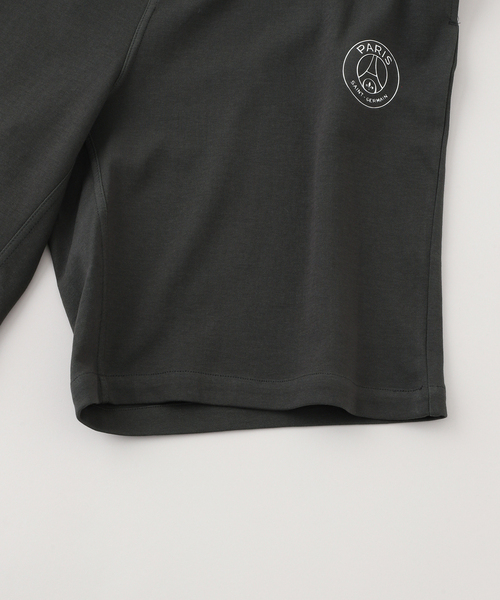 PARIS SAINT-GERMAIN(パリサンジェルマン)の「《追加》【Paris Saint-Germain / パリ・サン=ジェルマン】 JP METALLIC LOGO SHORTS(その他パンツ・メンズ・チャコールグレー/ブラック・MEDIUM/LARGE/X-LARGE)」の22枚目の写真