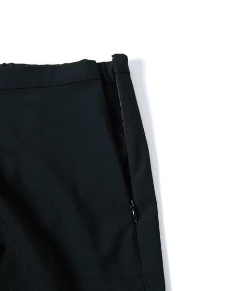 ADAM ET ROPE'(アダムエロペ)の「【一部WEB限定カラー】・【接触冷感】マルチWAYレイヤードシャツスカート(スカート・レディース・ブラック/グレー/ブルー系その他3・36/38)」の16枚目の写真