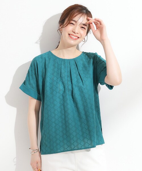 DRESKIP(ドレスキップ)の「インでもアウトでも 上品な甘さの 刺繍レース切替トップス(Tシャツ/カットソー・レディース・オフホワイト/ブルー系その他/イエロー/ブラック・02/01/04/03)」の9枚目の写真