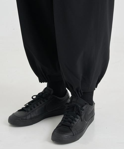 RAINMAKER(レインメーカー)の「【RAINMAKER/レインメーカー】別注Gather Dougi Pants(その他パンツ・メンズ・ブラック/グレー・FREE)」の9枚目の写真