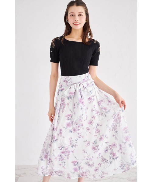 tocco closet(トッコ クローゼット)の「3WAYウエストリボン付きフラワープリントフレアスカート(スカート・レディース・ピンク/ブルー・M)」の2枚目の写真