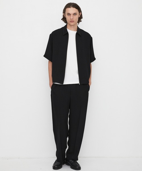 UNITED TOKYO（ユナイテッドトウキョウ）の「MODERN SILK LINEN ショートスリーブブルゾン（ブルゾン・メンズ・オリーブ/ブラック・2/1）」の3枚目の写真