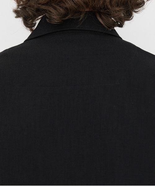UNITED TOKYO（ユナイテッドトウキョウ）の「MODERN SILK LINEN ショートスリーブブルゾン（ブルゾン・メンズ・オリーブ/ブラック・2/1）」の17枚目の写真