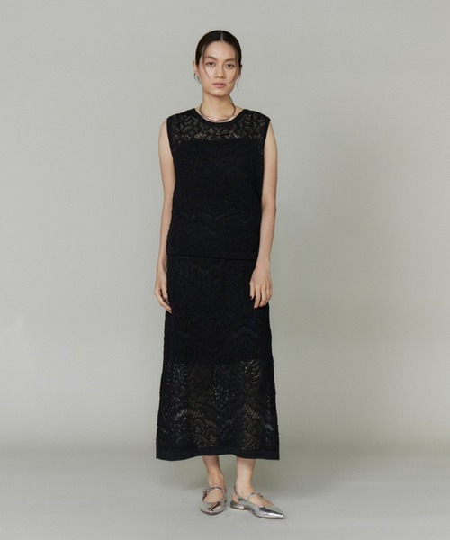 INED(イネド)の「レース柄ニットスカート【セットアップ対応】(スカート・レディース・ブラック・9号)」の3枚目の写真