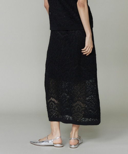INED(イネド)の「レース柄ニットスカート【セットアップ対応】(スカート・レディース・ブラック・9号)」の8枚目の写真
