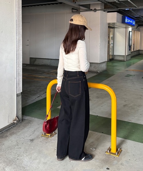 ISOOK（アイスー）の「コクーンデニムパンツ / バレルパンツ ジーンズ ジーパン ハイウエスト ブラック ダークブラック ブルー 青 黒 ZOZOTOWN限定（デニムパンツ・レディース・ブルー/ダークブラック/ブラック・マルチサイズ）」の19枚目の写真