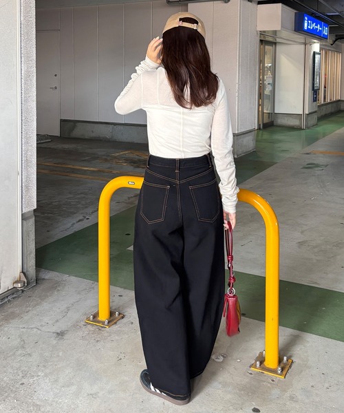 ISOOK（アイスー）の「コクーンデニムパンツ / バレルパンツ ジーンズ ジーパン ハイウエスト ブラック ダークブラック ブルー 青 黒 ZOZOTOWN限定（デニムパンツ・レディース・ブルー/ダークブラック/ブラック・マルチサイズ）」の8枚目の写真