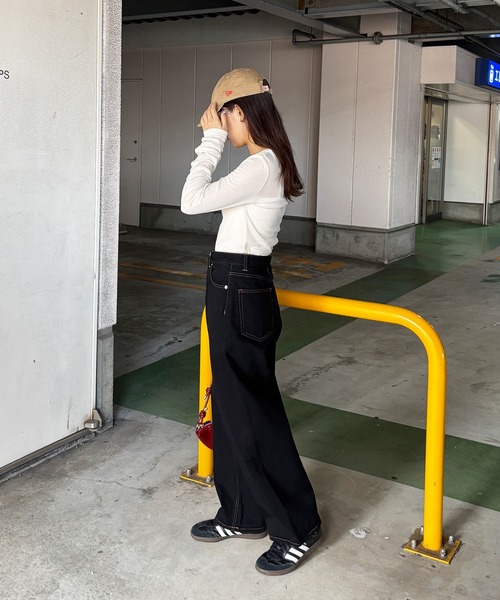 ISOOK（アイスー）の「コクーンデニムパンツ / バレルパンツ ジーンズ ジーパン ハイウエスト ブラック ダークブラック ブルー 青 黒 ZOZOTOWN限定（デニムパンツ・レディース・ブルー/ダークブラック/ブラック・マルチサイズ）」の7枚目の写真