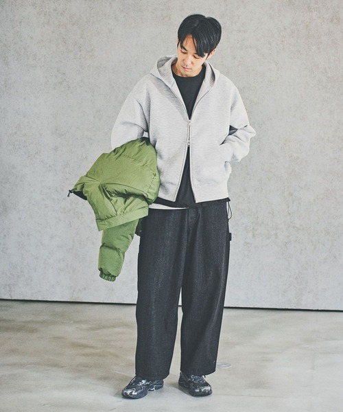 BAYFLOW（ベイフロー）の「ビッグクッションダブルZIPパーカー（パーカー・メンズ・グレー/ライトグレー・FREE）」の12枚目の写真