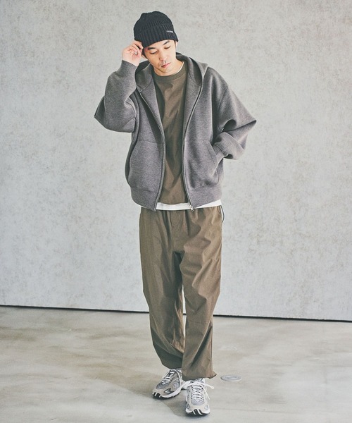 BAYFLOW（ベイフロー）の「ビッグクッションダブルZIPパーカー（パーカー・メンズ・グレー/ライトグレー・FREE）」の15枚目の写真