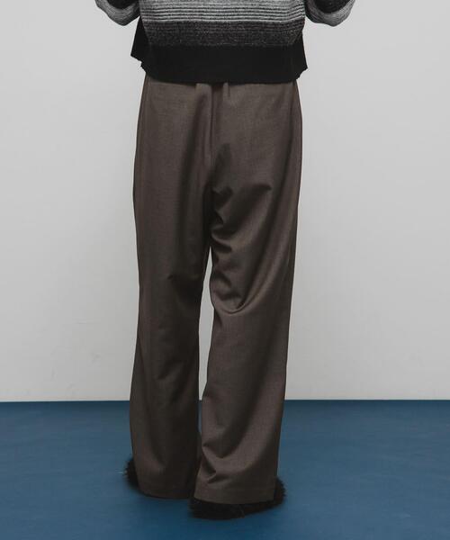 KBF（ケイビーエフ）の「タックデザインスラックス（その他パンツ・レディース・ブラック/ブラウン系その他/グレー・36/38）」の19枚目の写真