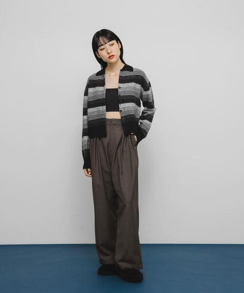 KBF（ケイビーエフ）の「タックデザインスラックス（その他パンツ・レディース・ブラック/ブラウン系その他/グレー・36/38）」の4枚目の写真